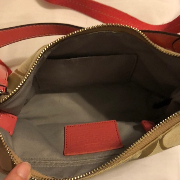 Coach cross body bag - Picture 4 of 6